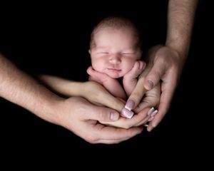 #newbornphotoshoot #wigannewbornphotoshoot #newbornphotographer #wigannewbornphotographer #northwestnewbornphotographer