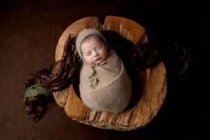 #newbornphotoshoot #wigannewbornphotoshoot #newbornphotographer #wigannewbornphotographer #northwestnewbornphotographer