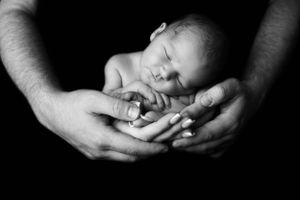 #newbornphotoshoot #wigannewbornphotoshoot #newbornphotographer #wigannewbornphotographer #northwestnewbornphotographer