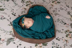 #newbornphotoshoot #wigannewbornphotoshoot #newbornphotographer #wigannewbornphotographer #northwestnewbornphotographer