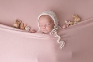 #newbornphotography #wigannewbornphotography #wigannewbornphotographer #manchesternewbornphotographer