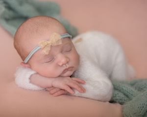 #wigannewbornphotoshoot,