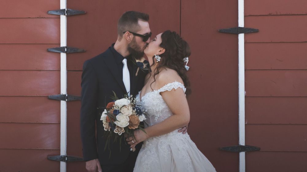 Chelsea Bleau Photography - Weddings - Saskatchewan
