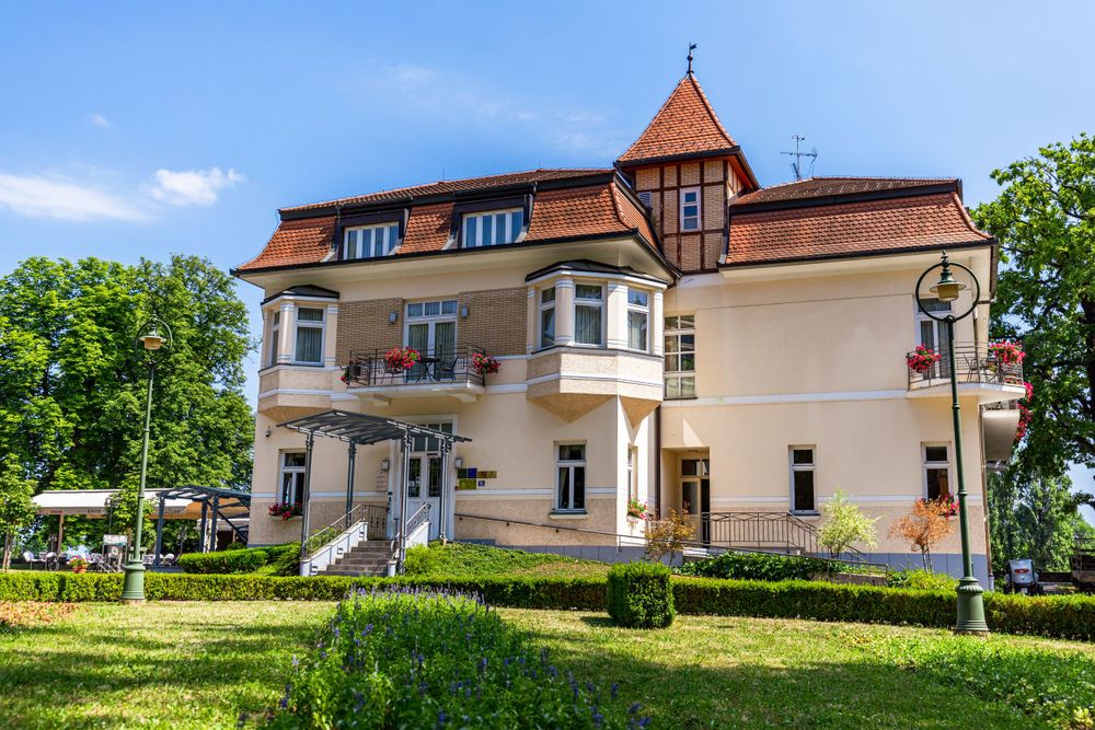 Real estate photo