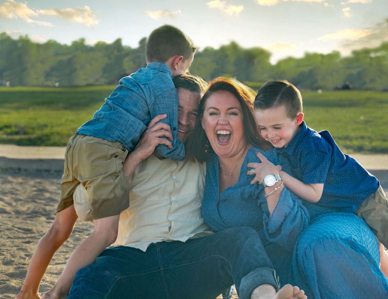 Family session at Alum Creek in Delaware, Ohio