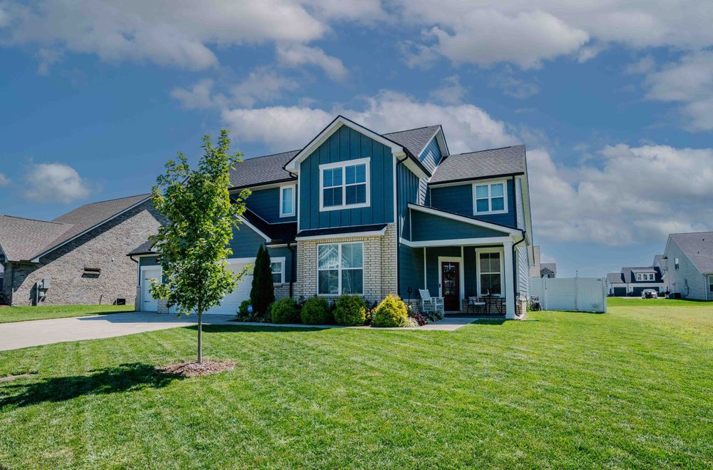 Best real estate photographer in Nashville and Murfreesboro tn commercial residential drone pilot video aerial social
