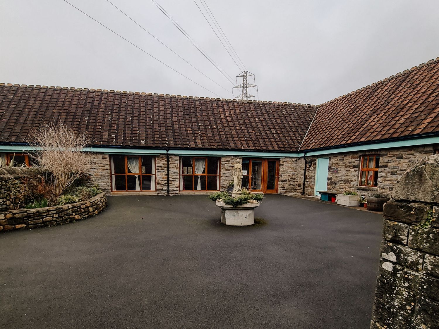 the hall at tyn cellar farm