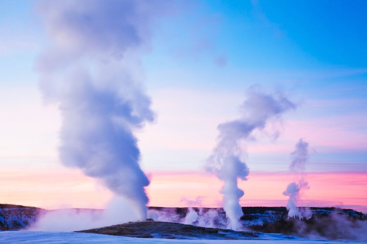 Old Faithful Geyser Basin, Yellowstone National Park, Wyoming