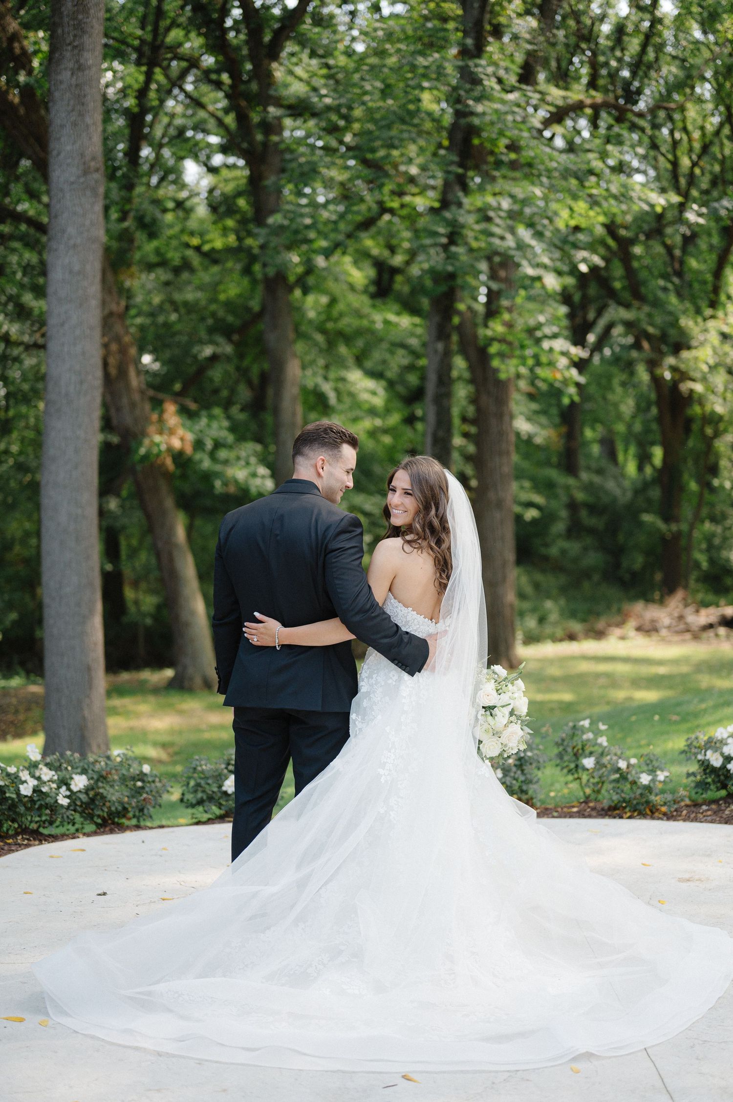 Modern Black Tie Summer Wedding at Monte Bello Estate | Candace Sims Luxury Chicago Fine Art Wedding Photographer
