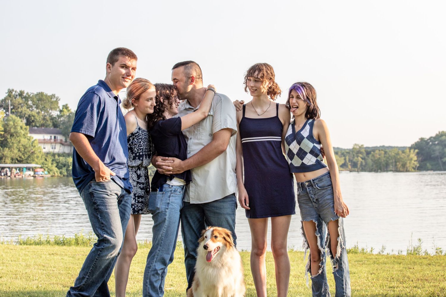 Family session tailored to your favorite Ozarks river or spring — Laura Simpson