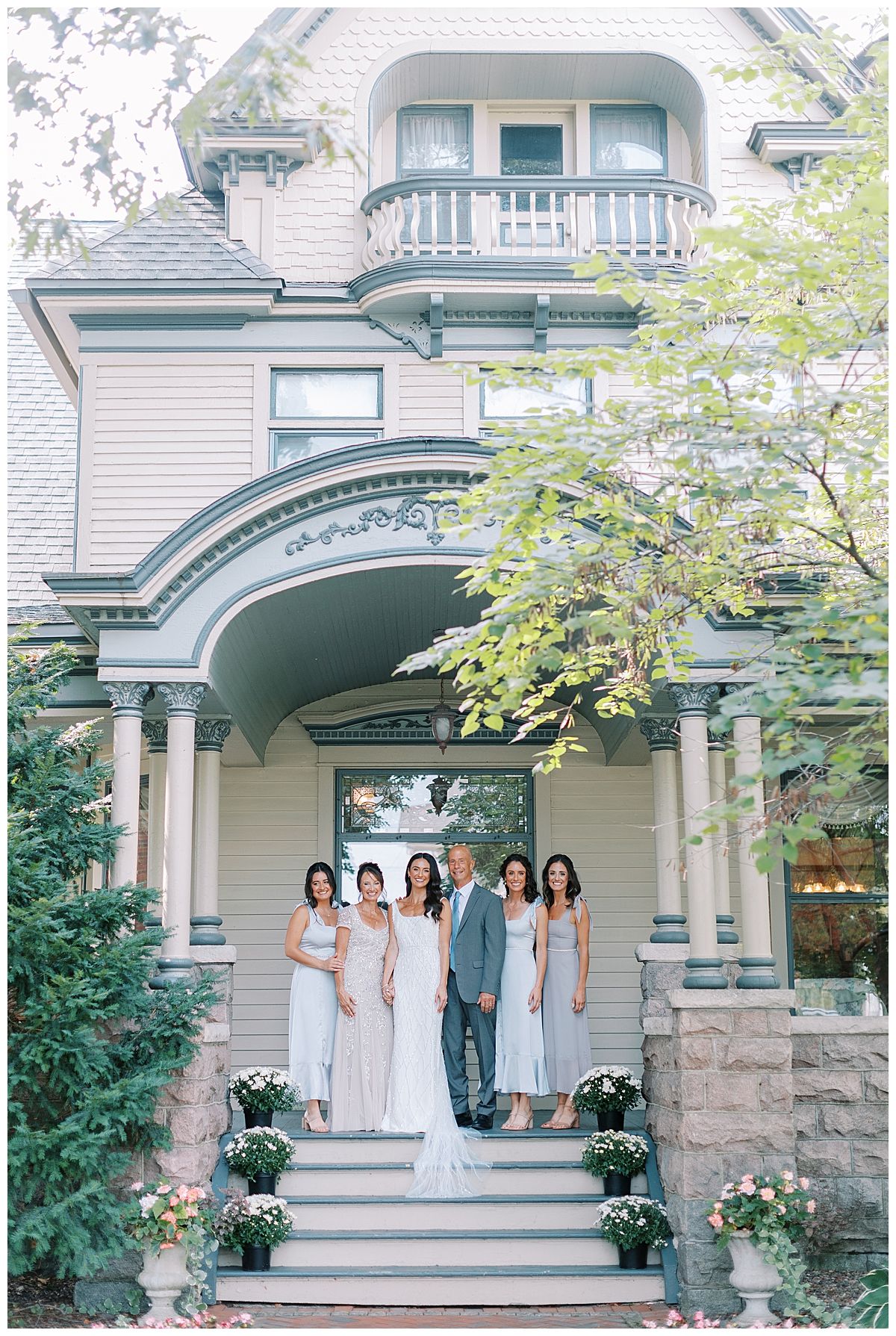 Mercantile Hall Wedding / Best Wisconsin Wedding Photographer