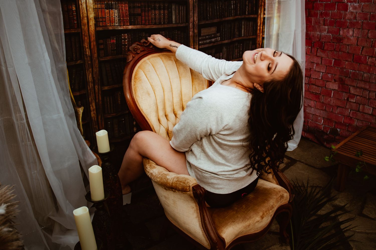 Scio, Oregon Boudoir Photography | Knotty Pines Boudoir
