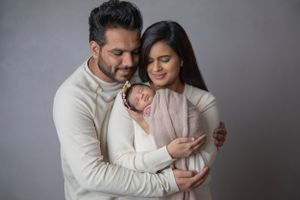 Austin TX | Nisa Momin Photography | Newborn | Motherhood |Milestone | Family
