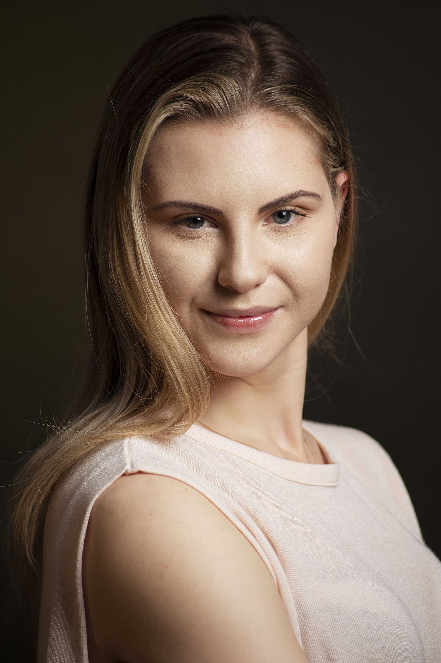 Olesia Actress
