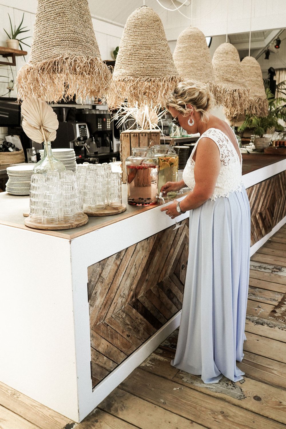 Hochzeit am Strand, Hochzeitsfotografie, natürliche Kulisse, Momentaufnahmen, Hochzeitserinnerungen von Gästen