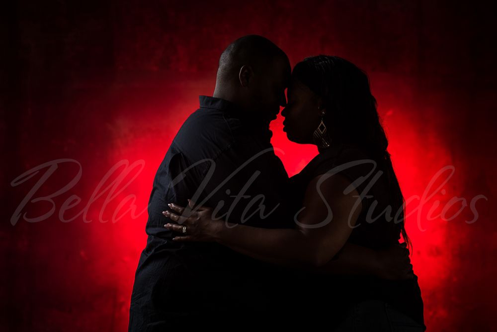 wedding-photographers-photography-in-fort-wayne-indiana-engagement-20150516-downtown-1015
