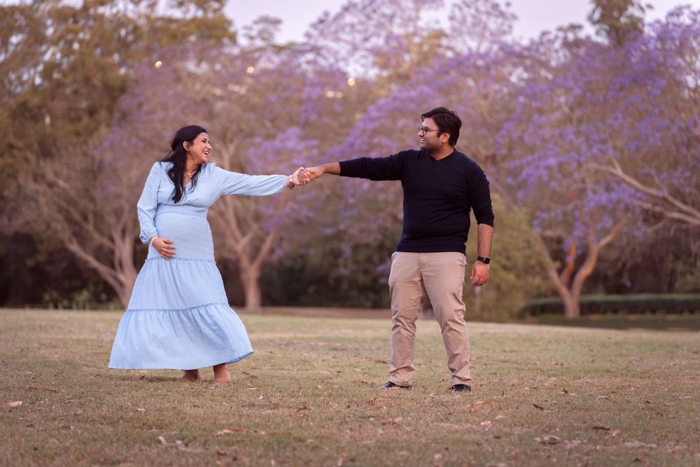 jacaranda tree maternity photoshoot Sydney