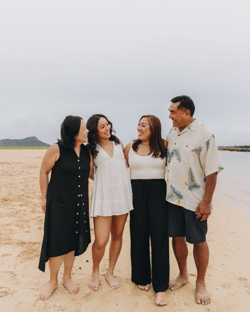 tehlor takahata, tehlor takz photo co. hawaii wedding photographer, family beach shoot magic island ala moana