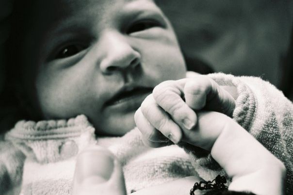 black and white film image of infant portland oregon birth photographer kimberly marie kimble