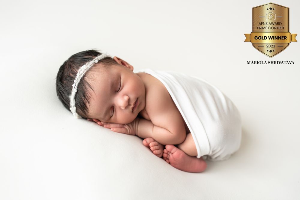 Newborn session by Precious Twenty-One Photography in Woodbury, MN