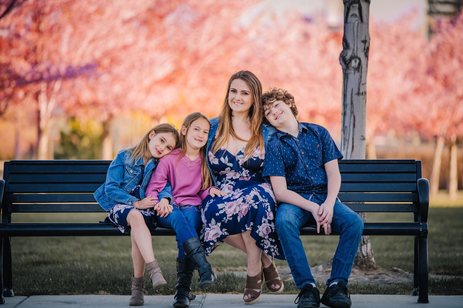 Utah State Capitol Blossoms Family Session