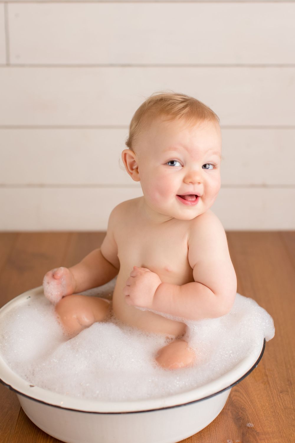 studio cake smash photo baby