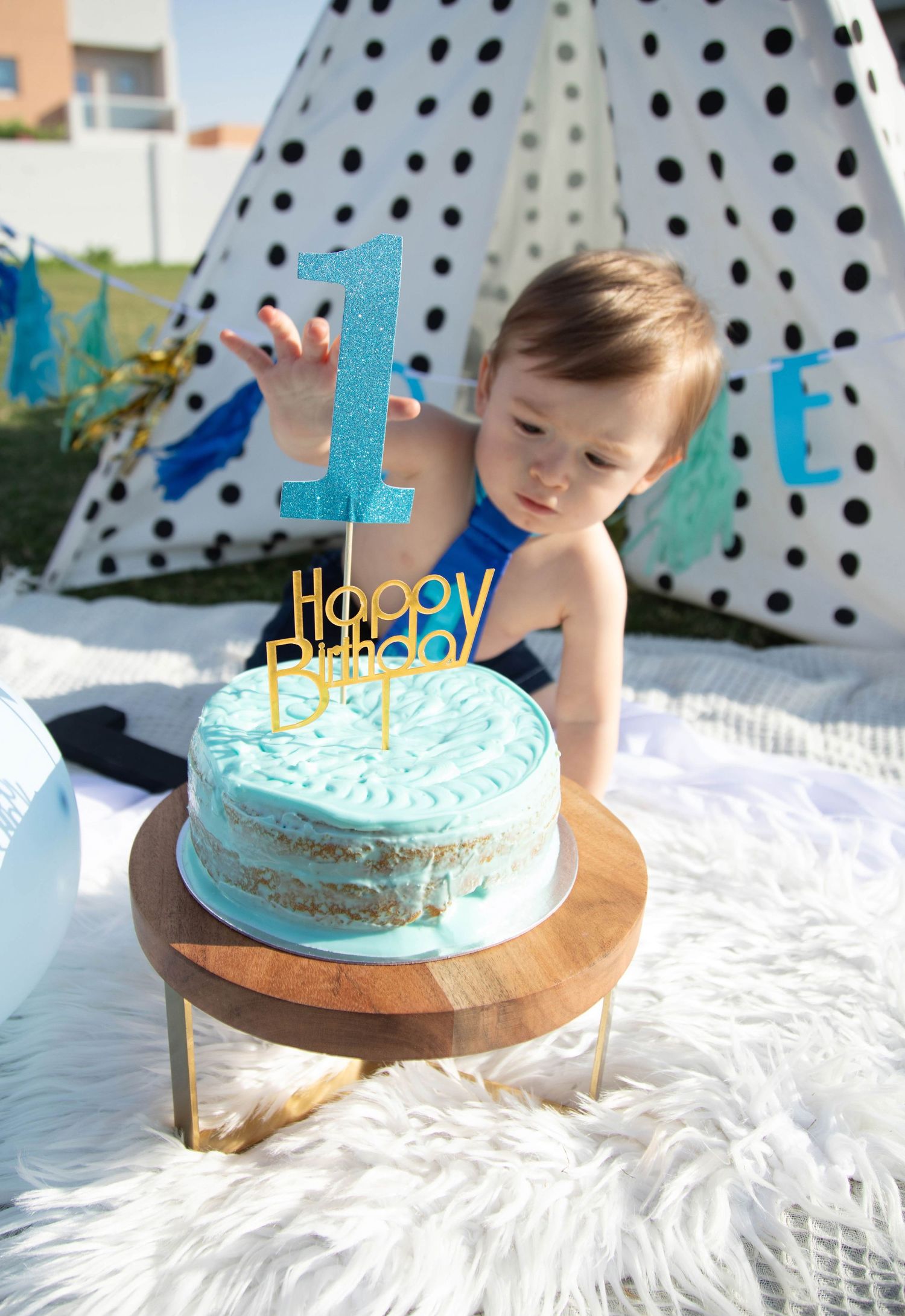 cake smash photography abu dhabi