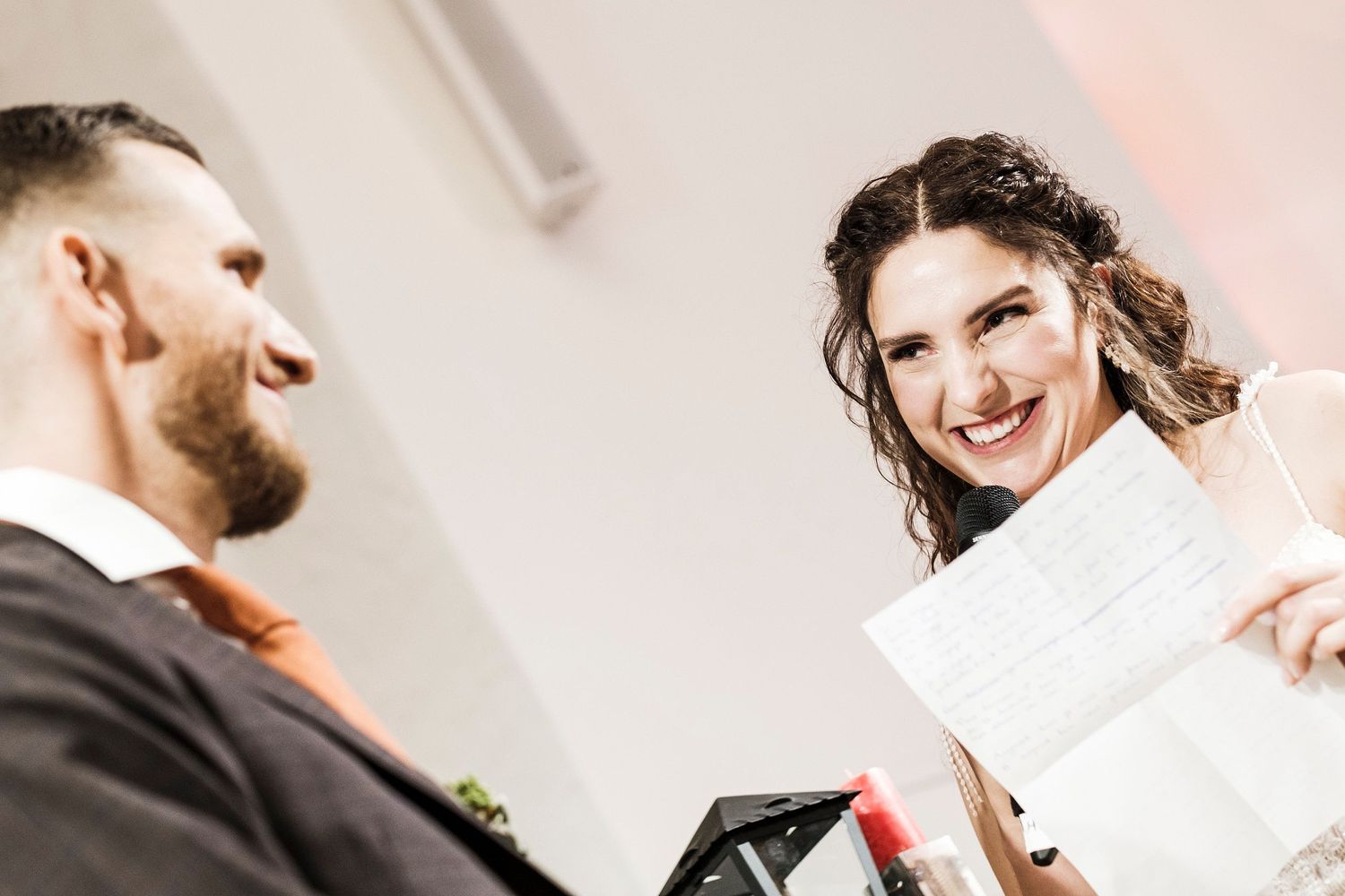 TLOOK photographe de mariage de style documentaire, cérémonie religieuse discours de la mariée