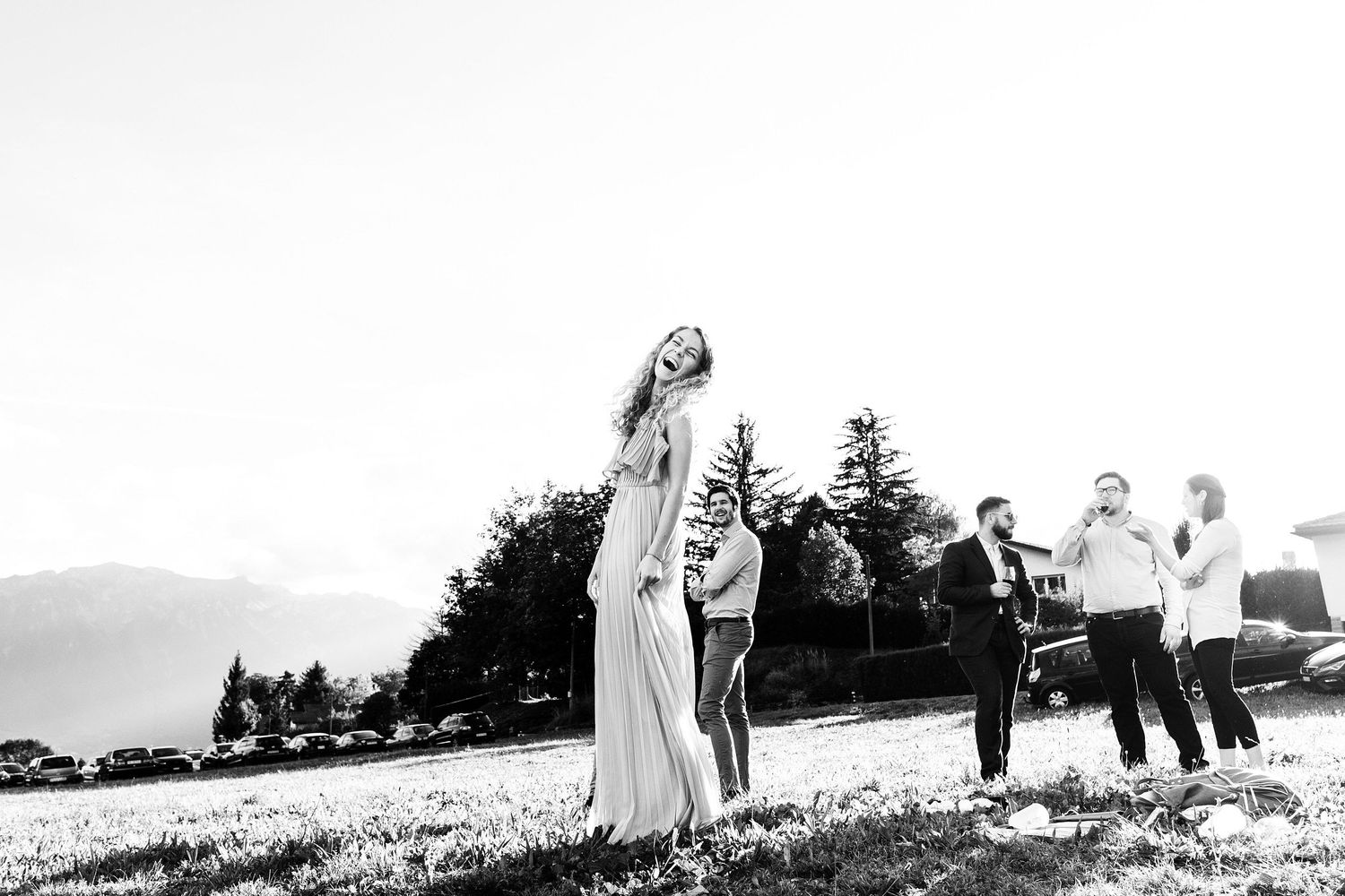 TLOOK photographe de mariage de style documentaire, cocktail portraits des invités