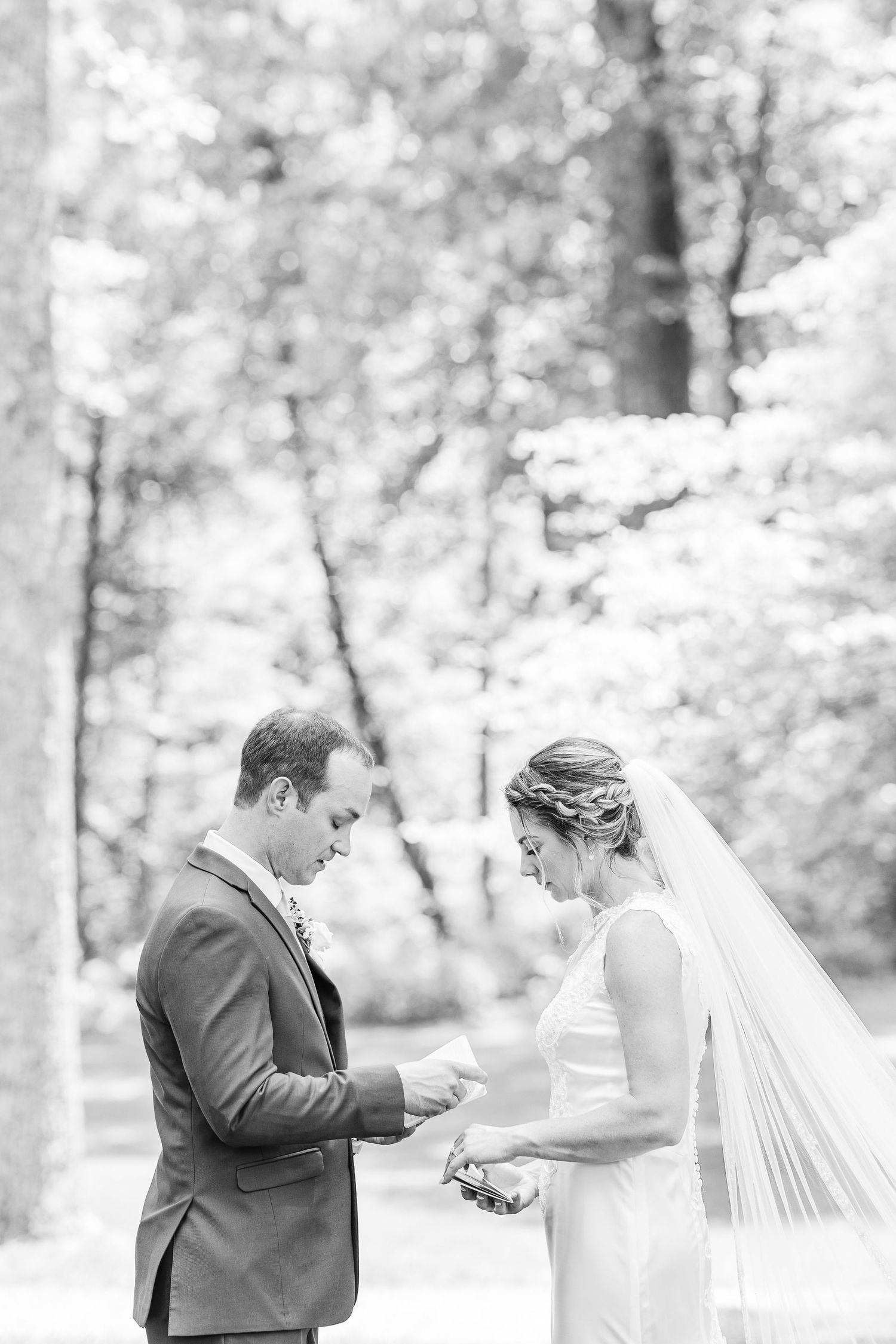 RIVERSIDE WEDDINGS FREDERICKSBURG WEDDING PHOTOGRAPHER