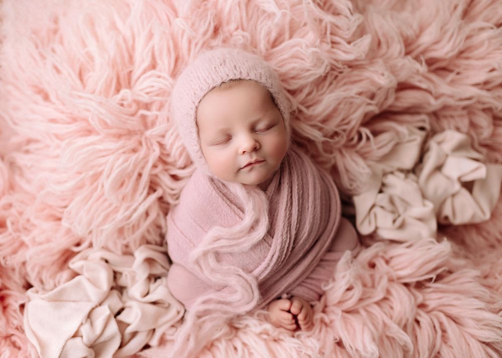Syracuse, NY Newborn Photographer