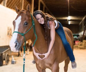 Equine photographer Elizabethton TN Johnson City TN NE TN photographer horse and owner photo Western NC Waynesville NC photography