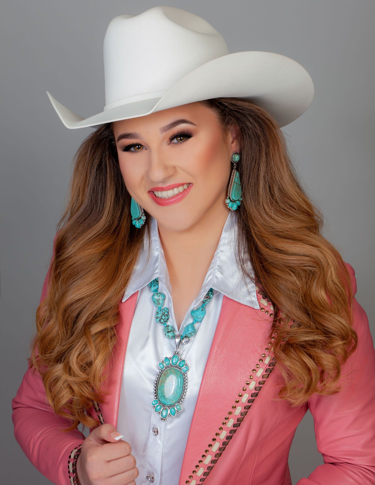 Rodeo Queen Headshots - Hailey Michelle Photo/Design