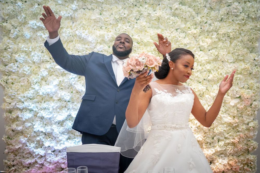 Top-quality good-value wedding photography by Richard Gray of Ealing.