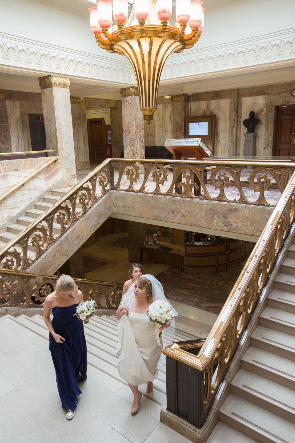 Top-quality good-value wedding photography by Richard Gray of Ealing.