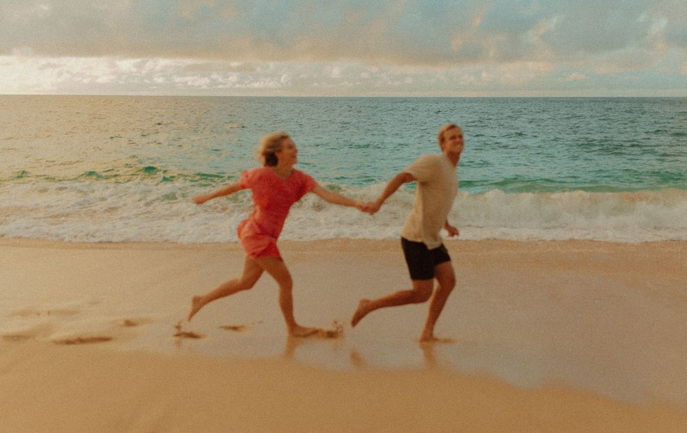 Oahu Couples Photographer | Oahu Wedding Photographer | Hawaii Wedding Photographer | Oahu Engagement photoshoot