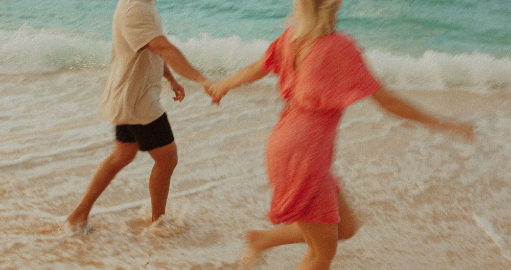Oahu Couples Photographer | Oahu Wedding Photographer | Hawaii Wedding Photographer | Oahu Engagement photoshoot