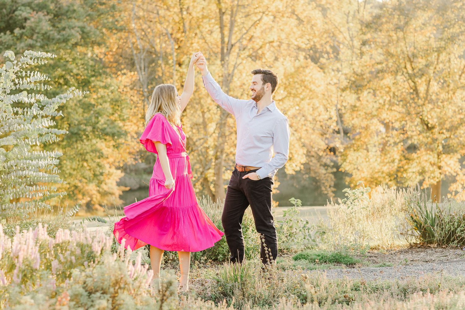 MEADOWLARK GARDENS ENGAGEMENT PICTURES