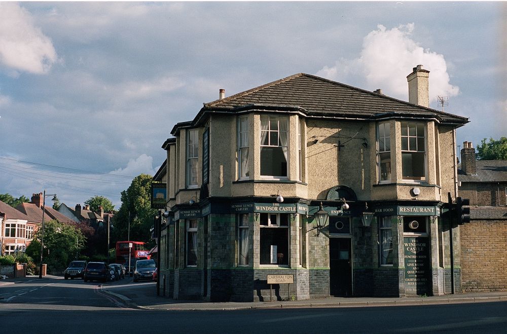 Sutton Pub