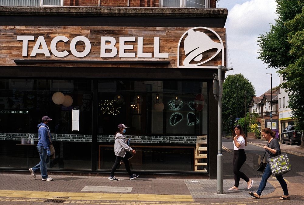 taco bell sutton