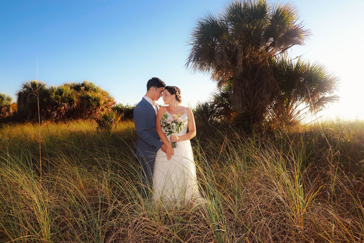 Golden Hour Wedding Photography Portrait | Romantic Outdoor Couple Moment