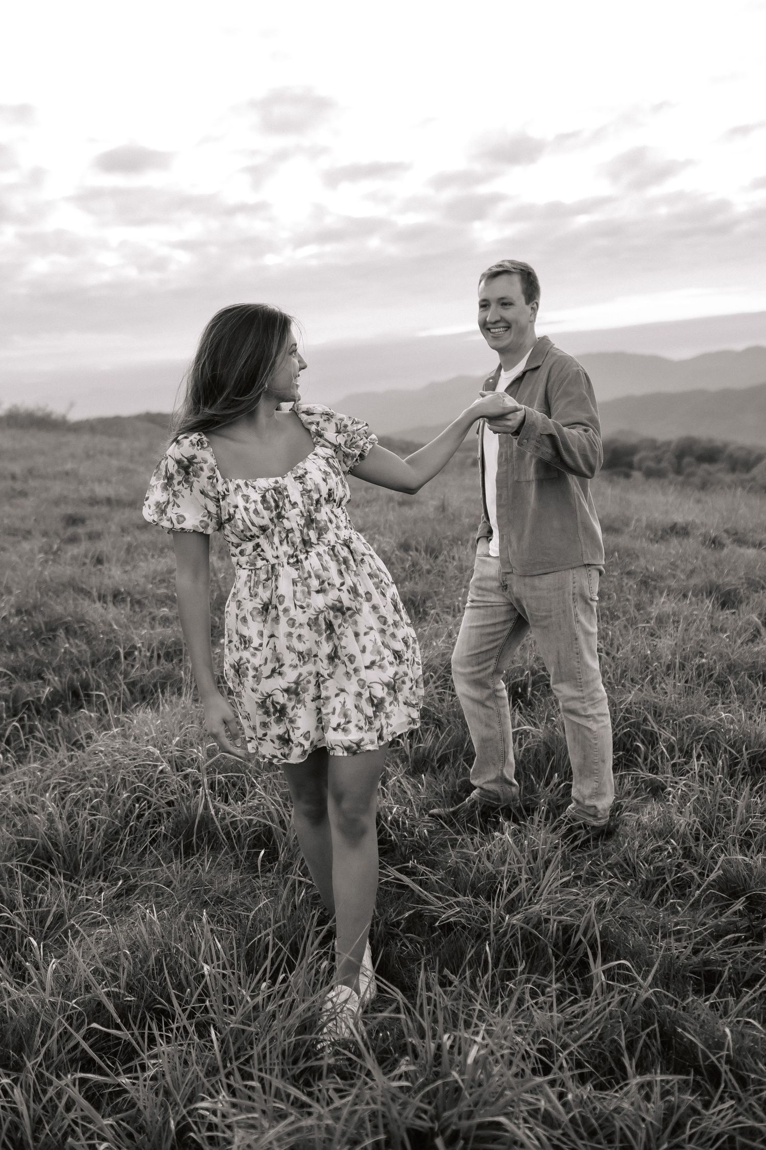 Max patch North Carolina hike sunrise engagement photo Rebekah sage flower dress