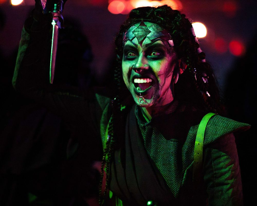 Portrait of a Knott’s Scary Farm monster in full costume and makeup during Halloween season, captured by Chris Cornish Photography.
