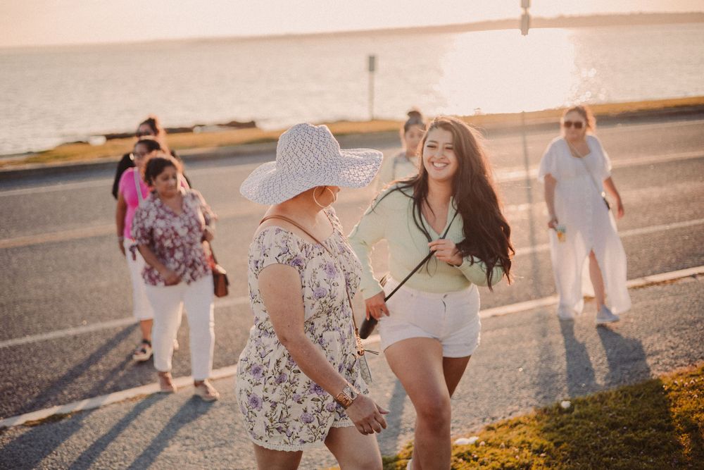 Family photoshoot at Brenton Point State Park in Newport RI