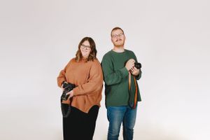 Springfield, MO photographer and designer. Studio Portrait.