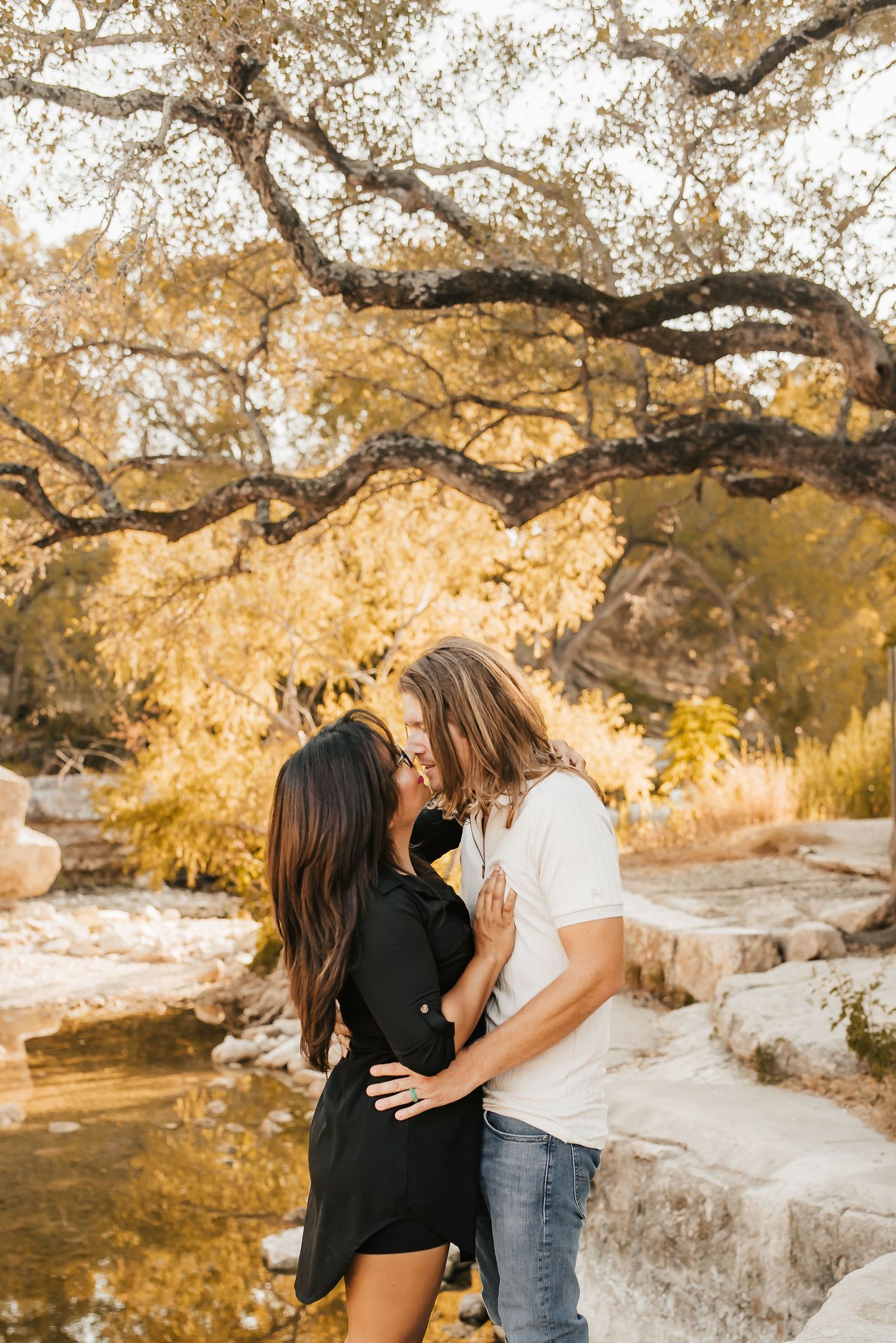 cincinnati's best engagement photographer