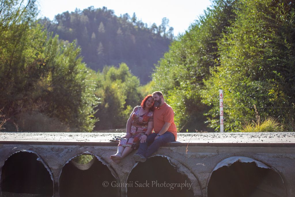 gunnii sack photography, fall photo shoot, anniversary shoot, mokelumne hill ca, calaveras county, best of calaveras