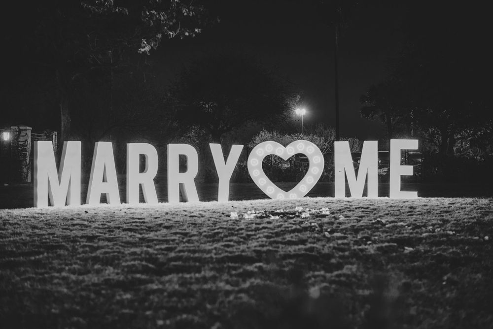 marry me led letters. black and white. Hacienda Las Mariposas. McAllen, Texas. Wedding photographer