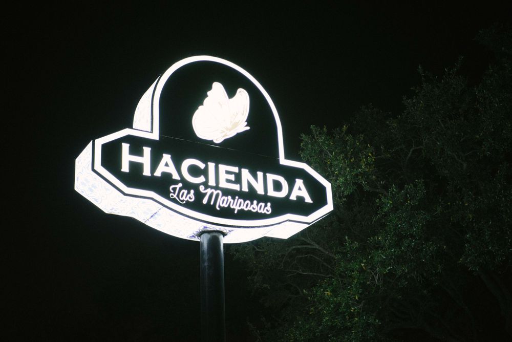 engagement proposal. Hacienda Las Mariposas. McAllen, Texas. Wedding photographer