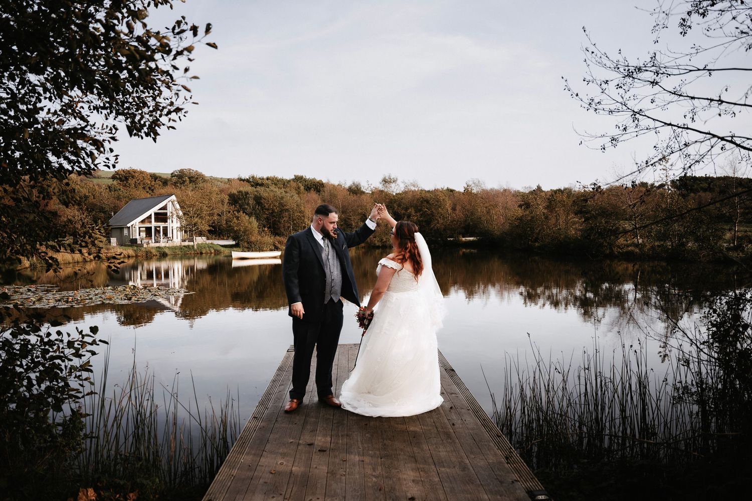 SYLEN LAKES WEDDING PHOTOGRAPHER